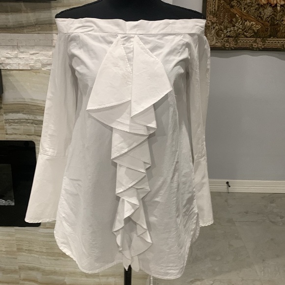 Do + Be White Off-Shoulder Top. Size M - Picture 2 of 6